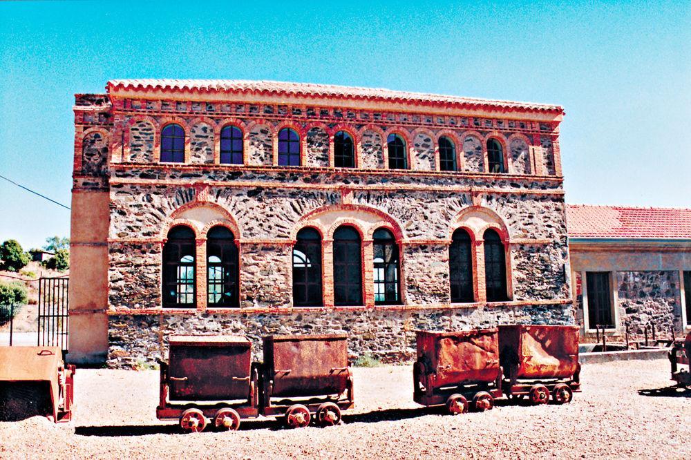 L'Aquila Arbus Exterior foto
